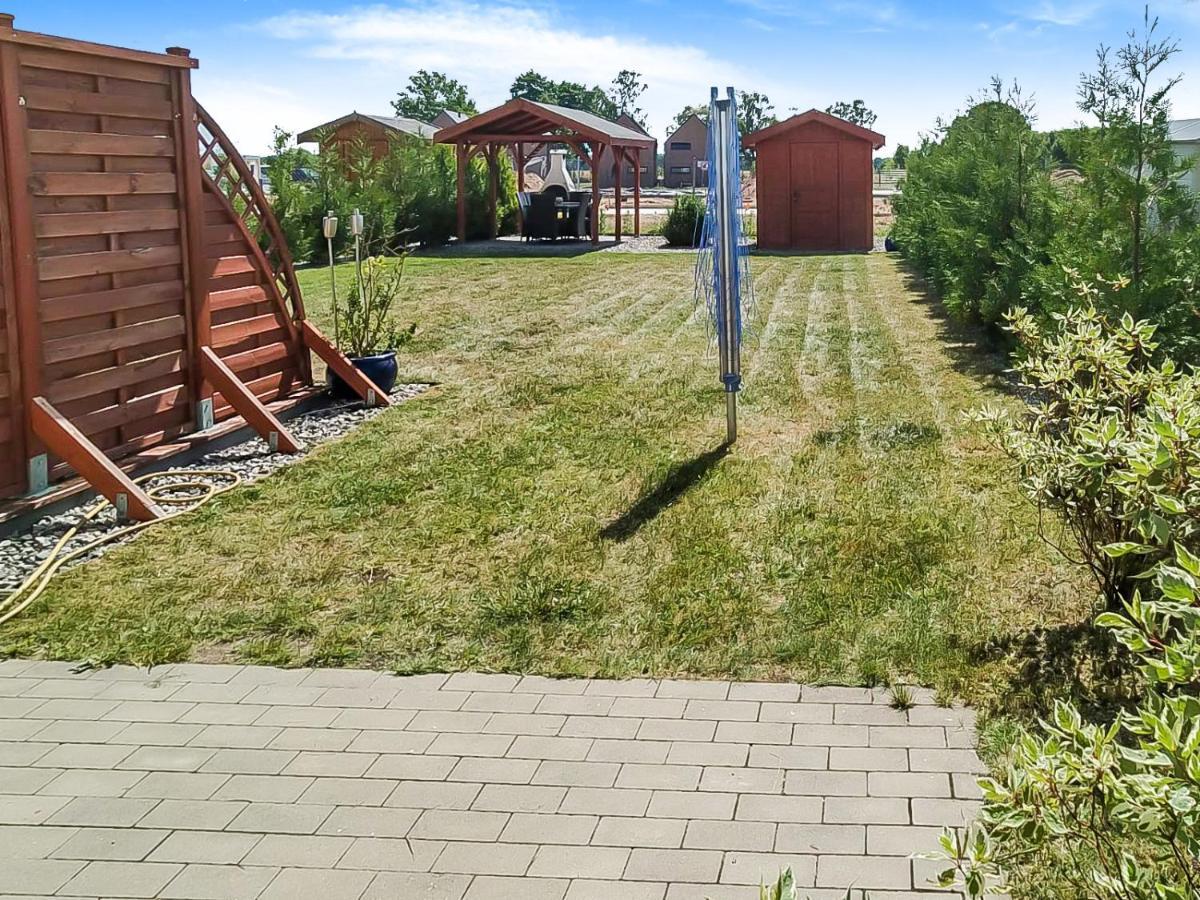 Haus Nathalie Villa Trzęsacz Exterior foto